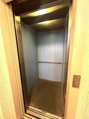 Lift zum Keller / TG