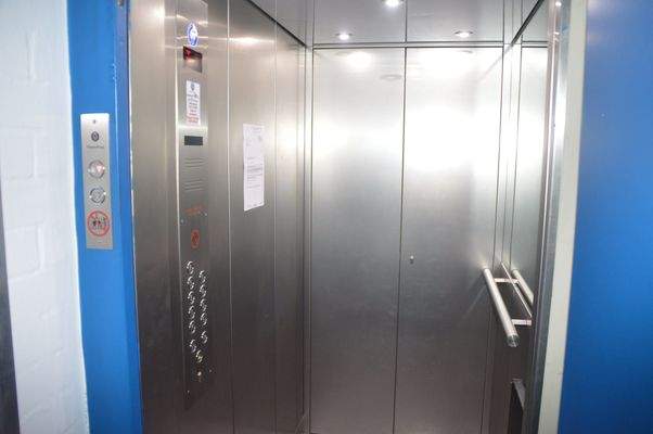 Fahrstuhl - erneuert im Jahr 2013