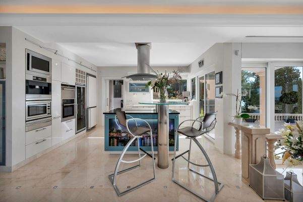 Kitchen in villa in Costa d'en Blanes