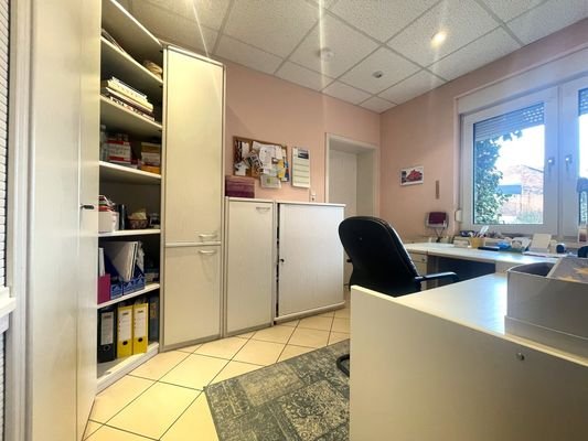 Büro Erdgeschoss
