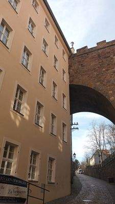 Hohlweg mit Schlossbrücke.jpeg