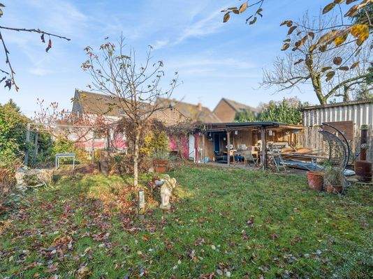 Großzügiger Garten