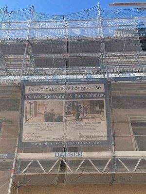Bauplane am Gerüst Dreikönigstraße