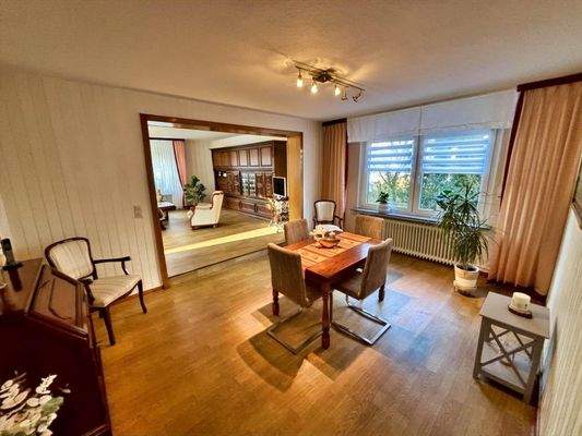 Großer Wohn- Essbereich