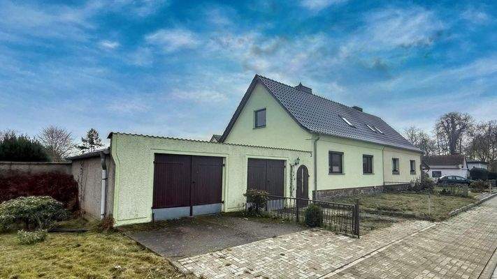 Außenansicht - Straßenseite