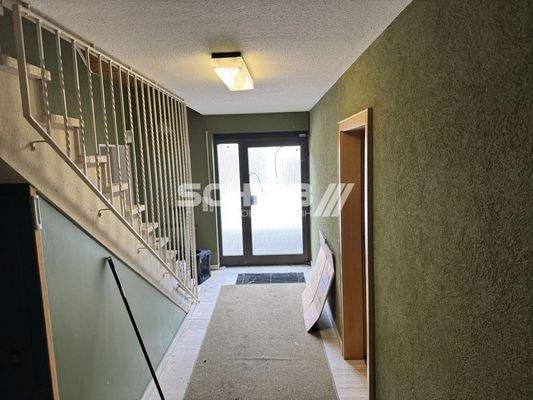 Treppe zum Obergeschoss