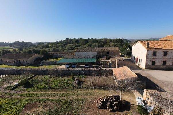 Überdachte Stellplätze