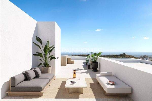 Eco-Friendly Luxury Townhouses in Calahonda Mijas