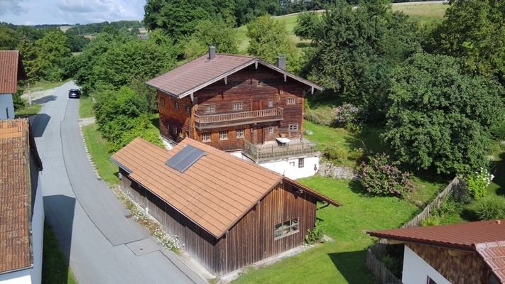 Ansicht Bauernhaus mit Werkstatt/Scheune