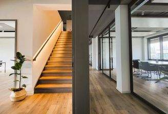 Aufgang, Meetingbereich