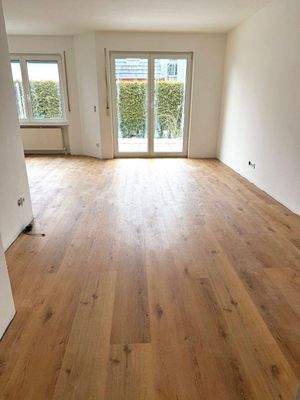 EG: Wohnen und Essen