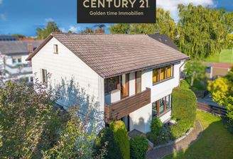 Luftaufnahme des Einfamilienhauses