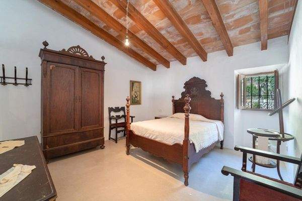 Rustikales Landhaus mit Blick auf die Bucht von Pollensa zum Verkauf in Escorca, Mallorca 