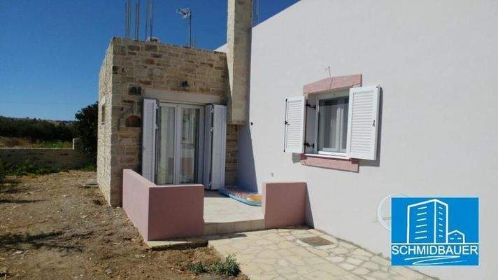 Kreta, Petrokefali: Südkreta Neues Haus mit zwei Schlafzimmern und großem Garten zu verkaufen