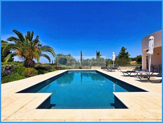 3eaec26dcf0c4e0b926ed0f3a458f6f4-original