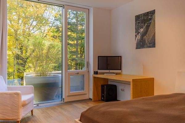 Mein Kreativraum mit Glas und Licht.