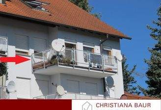 Ansicht mit Balkon