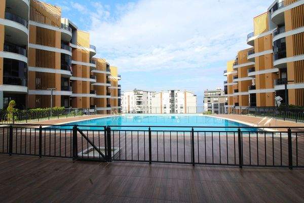 Sea View 4-Bedroom Apartment in Güzelyalı, Mudanya, Bursa