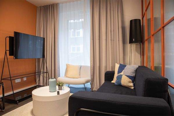 HAVENS LIVING Frankfurt Apartment Artist