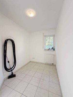Abstellraum EG mit Anschluss für den Staubsauger 