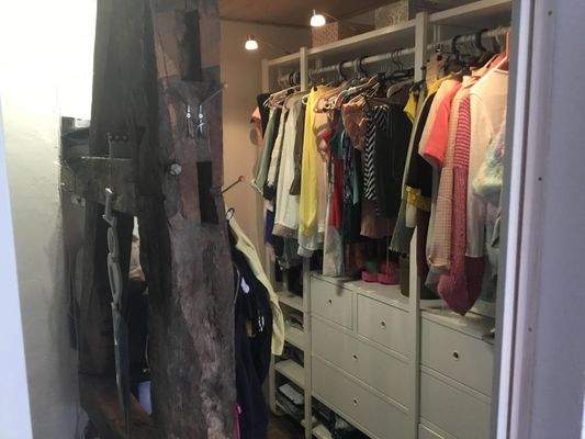 begehbarer Kleiderschrank