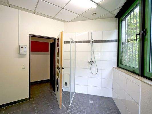 ...und -Duschräume