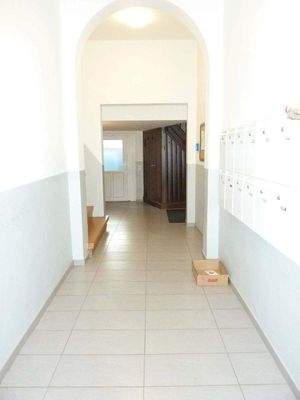 2_Hausflur.JPG