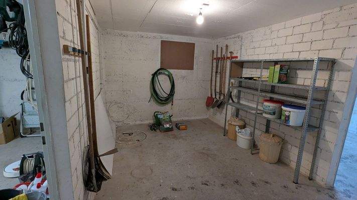 UntergeschossAbstellraum