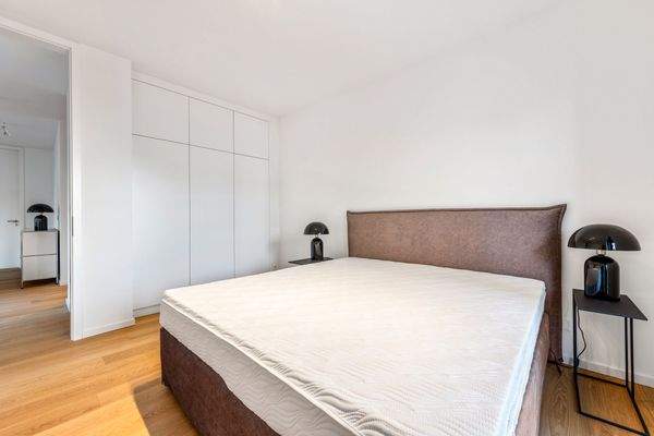 Schlafzimmer mit Einbauschränken