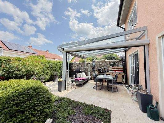 Impression rückwärtige Terrasse