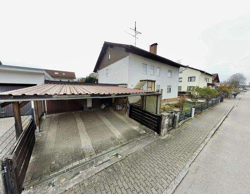 Ansicht Ost mit Garagen