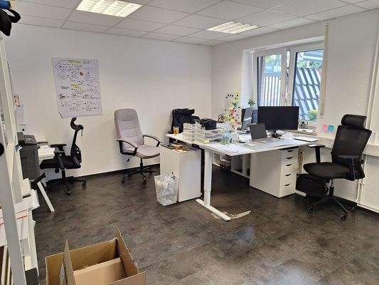 Büro 1-2.jpg