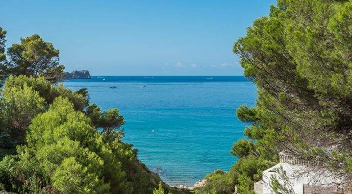 MG_7046-1740x960-c-center