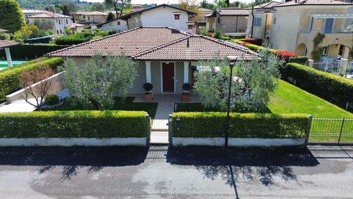 WhatsApp Image 2025-04-18 at 12.13.56 (1).jpeg