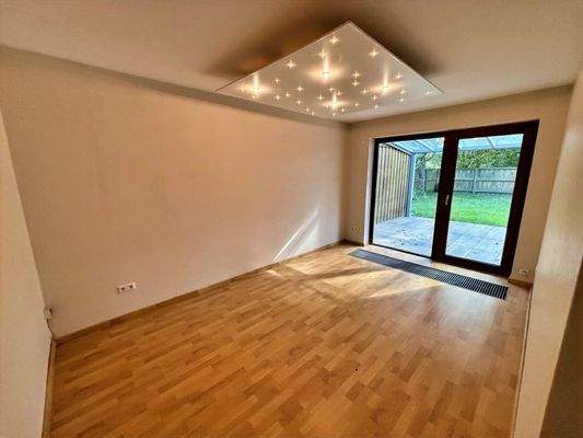 Zimmer im Erdgeschoss zum Garten