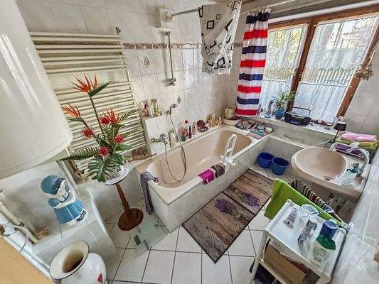 Badezimmer Erdgeschoss