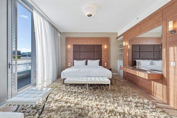 2025-09-15-S01408-Schottenring 22, 1010 Wien-053