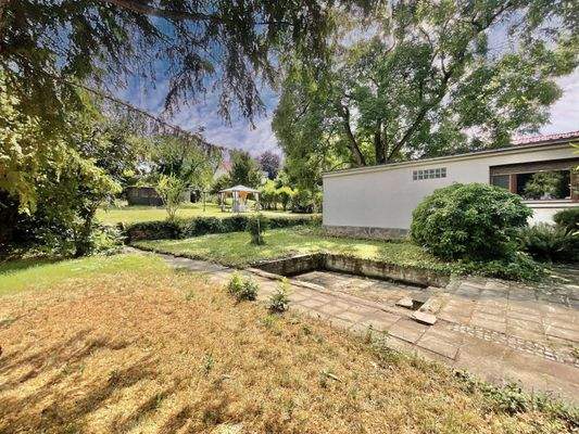 Garten Impression/ Anbau