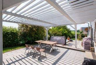 Überdachte Terrasse
