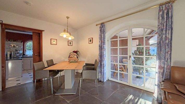 Essbereich im Wohnzimmer