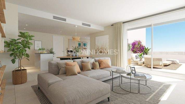 Low Maintenance Cost Real Estate in Prima Location in Estepona