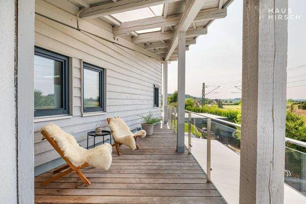 Balkon im Obergeschoss