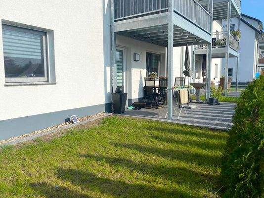 Blick in den Garten - Musterhaus