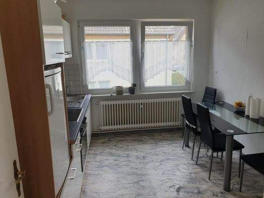 Küche und Essbereich