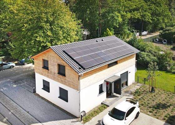 Schicker Neubau in toller Lage