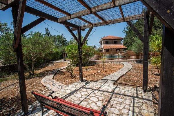 Kreta, Gavalochori: Ruhige traditionelle Villa, bezugsfertig, zu verkaufen