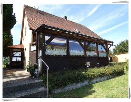 Eingangsbereich und Wintergarten