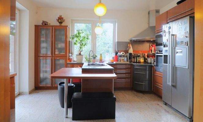 makellos EFH SN Hufenweg - Küchenbereich.jpg