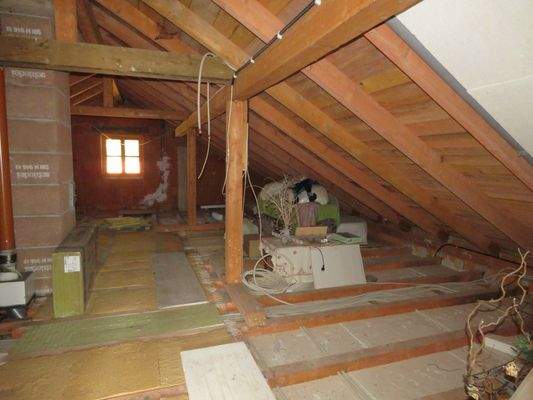 eingebretterter Dachstuhl