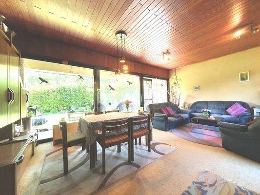 WOHN- UND ESSBEREICH